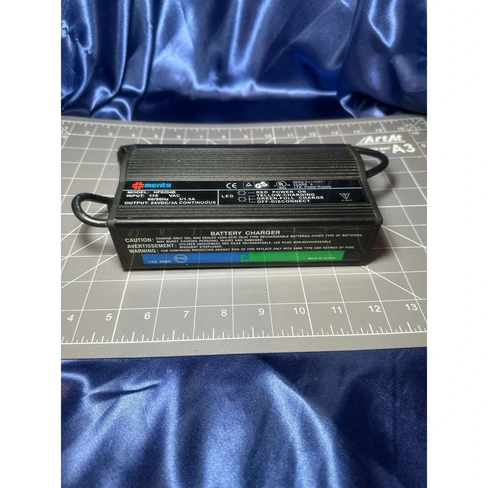 Merits HP8204B 24V 3A Mobility Scooter Wheelchair Battery Charger 3-Pin Tested